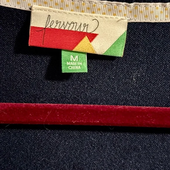 Women's Navy V-Neck Button Cropped Sweater Cardigan - Picture 2 of 2